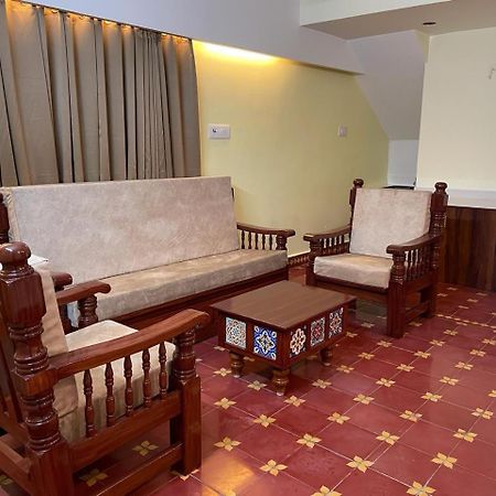 Viswa Residency Srirangam - Heritage Rooms Tiruchirappalli Экстерьер фото